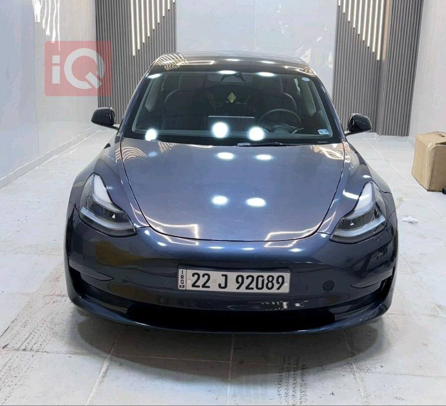 تسلا موديل 3